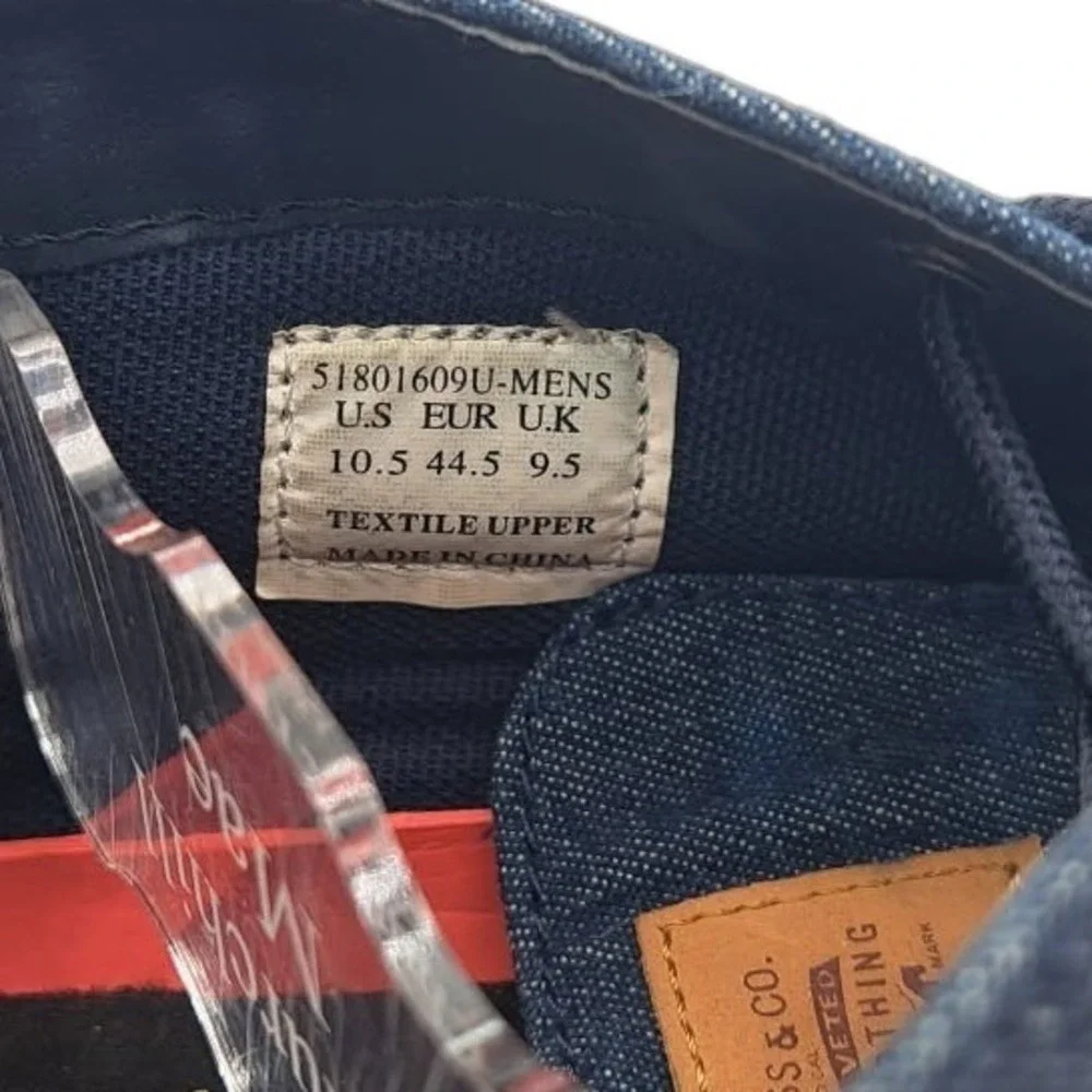 Levis excellent these
